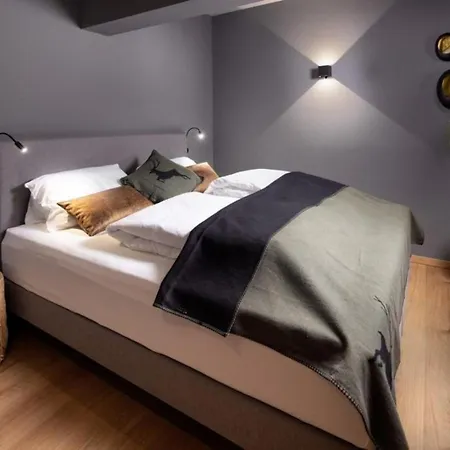 Holiday home Schoeneben 4 *