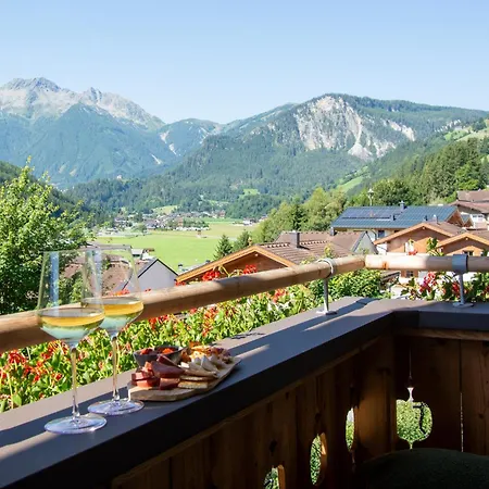 Schoeneben 4 * Wald im Pinzgau